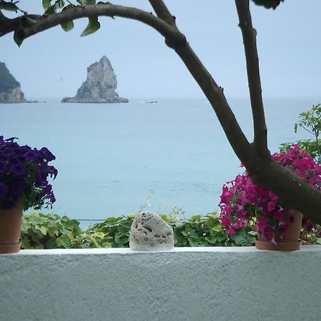 Agathi Beach House Ájos Górdios Eksteriør bilde