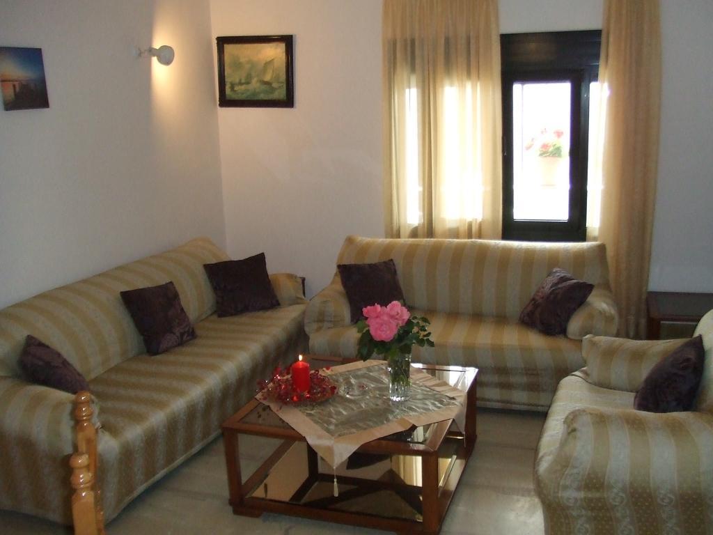 Agathi Beach House Ájos Górdios Eksteriør bilde