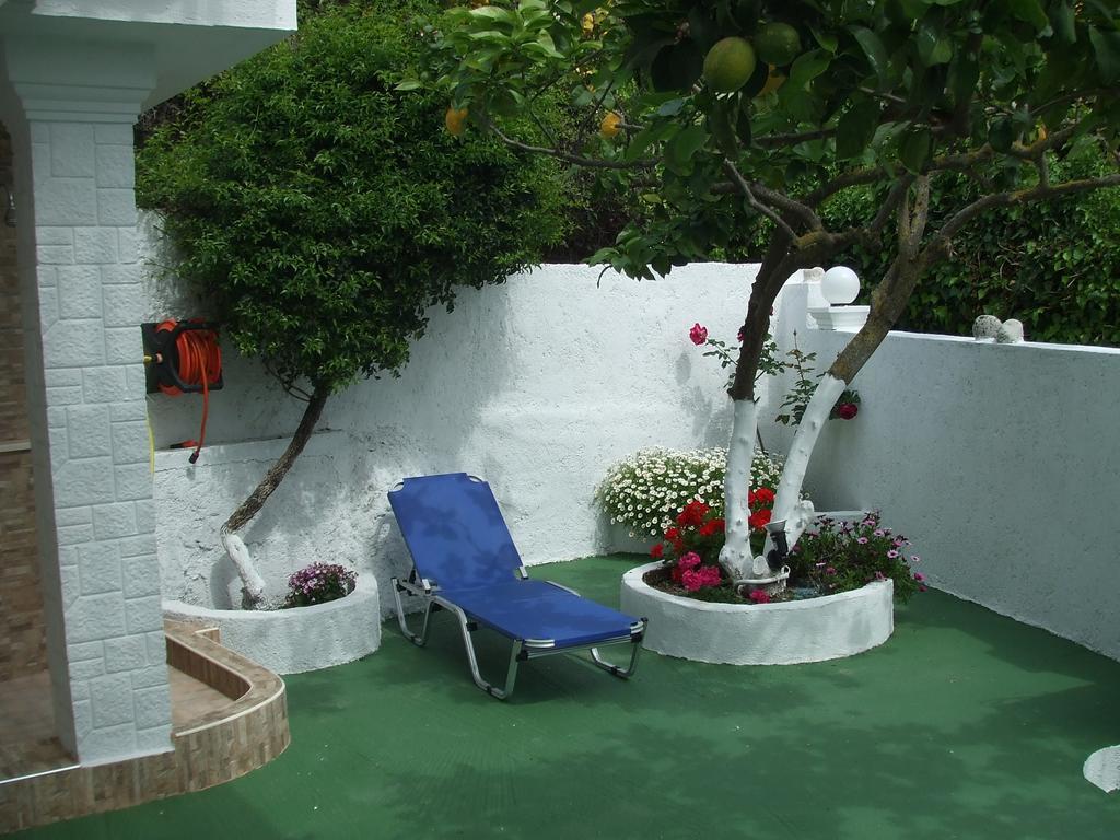 Agathi Beach House Ájos Górdios Eksteriør bilde