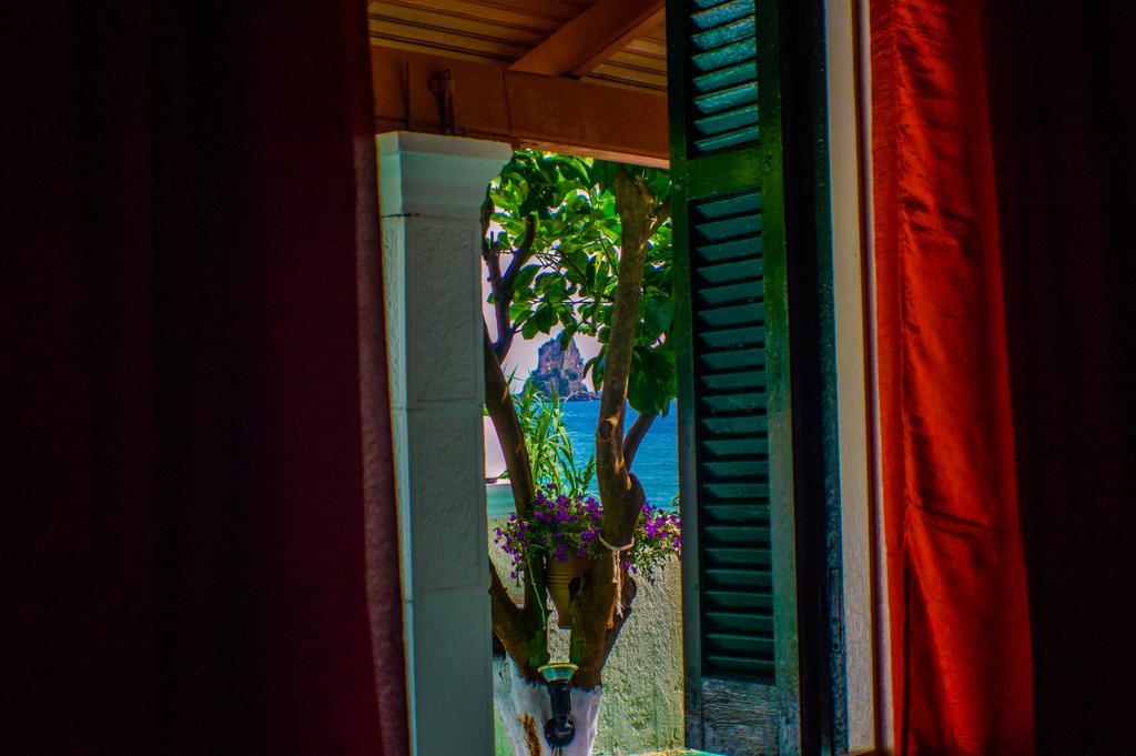 Agathi Beach House Ájos Górdios Eksteriør bilde