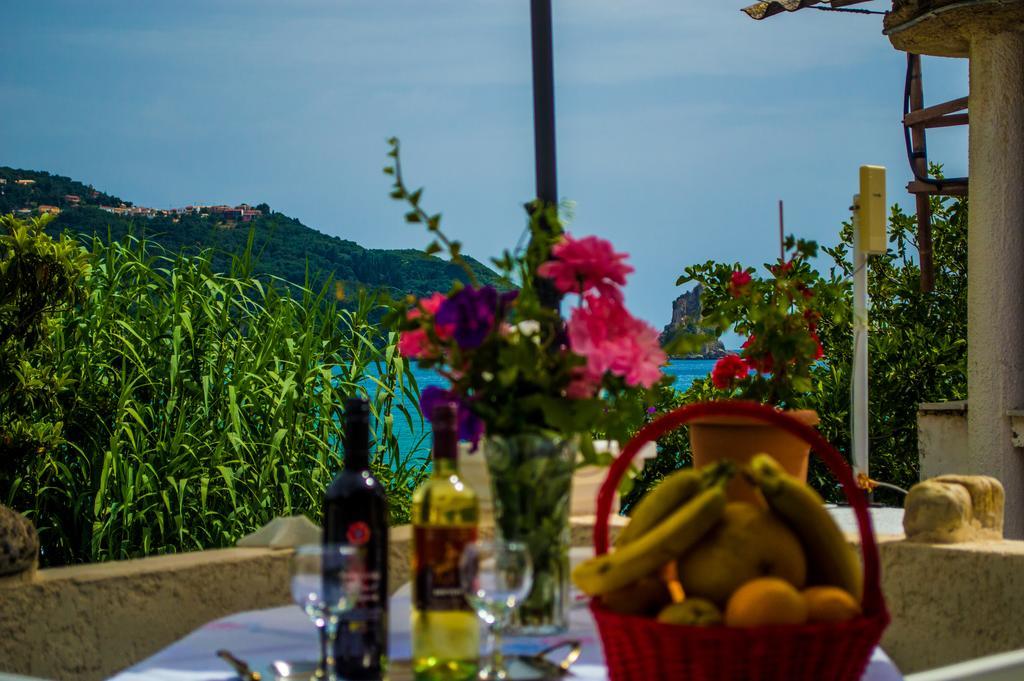 Agathi Beach House Ájos Górdios Eksteriør bilde